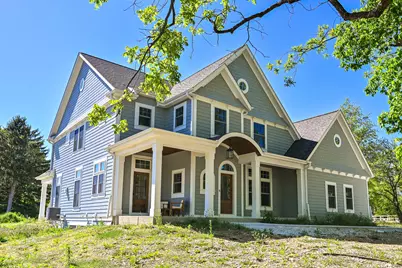 1055  Red Barn Ln, Elm Grove, WI 53122 - Photo 38