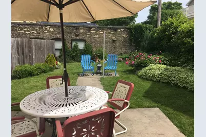 824 E Pearson St, Milwaukee, WI 53202 - Photo 20