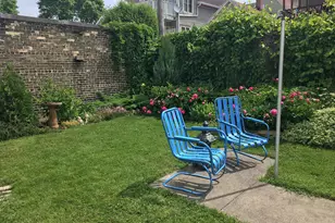824 E Pearson St, Milwaukee, WI 53202 - Photo 24