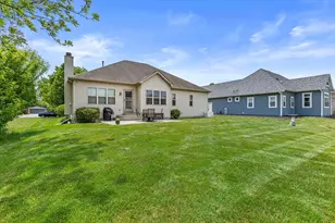 5736 84th St, Kenosha, WI 53142 - Photo 4