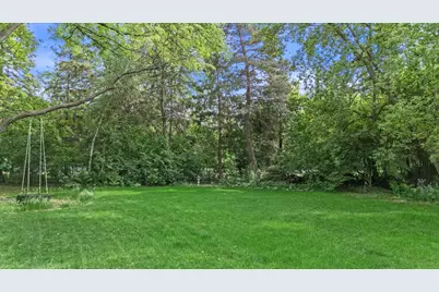 18435  Tilton Ct, Brookfield, WI 53045 - Photo 4