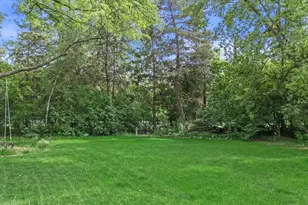 18435 Tilton Ct, Brookfield, WI 53045 - Photo 4