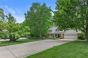 18435 Tilton Ct, Brookfield, WI 53045 - Photo 2