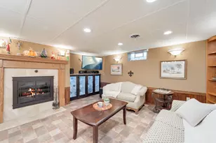 11355 N Rosewood Dr, Mequon, WI 53092 - Photo 12