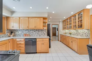11355 N Rosewood Dr, Mequon, WI 53092 - Photo 6