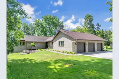 4564  Broadway St, Manitowoc, WI 54220 - Photo 34