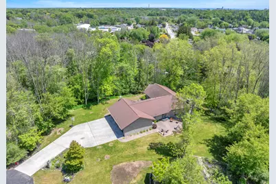 4564  Broadway St, Manitowoc, WI 54220 - Photo 42