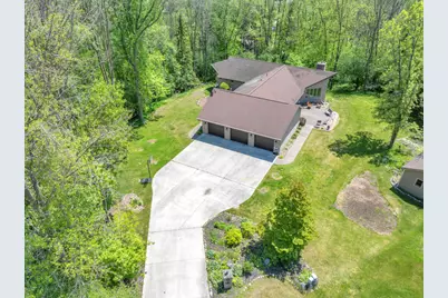 4564  Broadway St, Manitowoc, WI 54220 - Photo 38