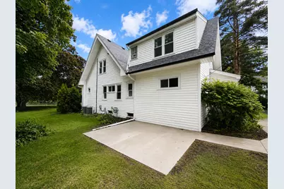 7531 N Lake Dr, Fox Point, WI 53217 - Photo 36