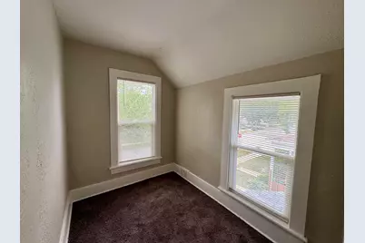 2008 S 79th St #Upper, West Allis, WI 53219 - Photo 10