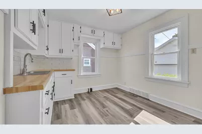 932 N 37th St, Sheboygan, WI 53081 - Photo 14
