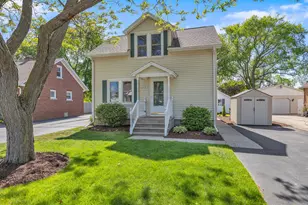 932 N 37th St, Sheboygan, WI 53081 - Photo 1