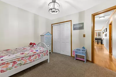 3422  Eagle Rd, Racine, WI 53139 - Photo 16