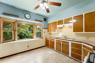 3676 S 1st St, Milwaukee, WI 53207 - Photo 14