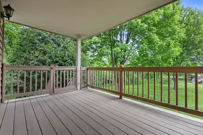 W243N2205  Deer Park Ct #B, Pewaukee, WI 53072 - Photo 38