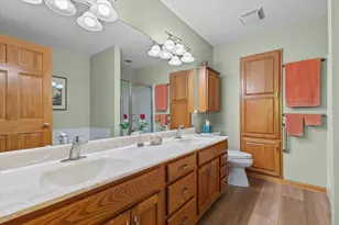 W243N2205 Deer Park Ct, Pewaukee, WI 53072 - Photo 22