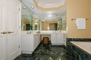 530 Park Cir, Elm Grove, WI 53122 - Photo 26