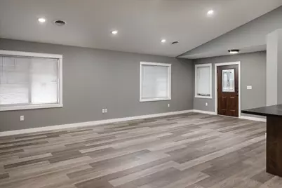 904  Silverthorne Dr, Viroqua, WI 54665 - Photo 4