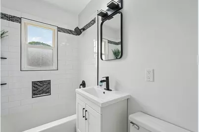3708 N 97th Pl, Milwaukee, WI 53222 - Photo 16