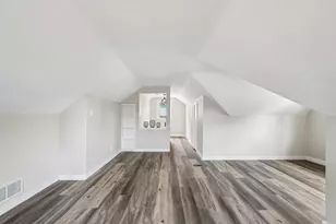 3708 N 97th Pl, Milwaukee, WI 53222 - Photo 6