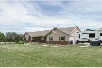 W5546  Sun Rd, Clyman, WI 53039 - Photo 2