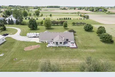W5546  Sun Rd, Clyman, WI 53039 - Photo 30