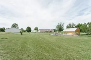 W5546 Sun Rd, Clyman, WI 53039 - Photo 16