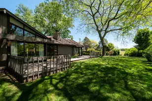 8 Pinewood Ct, Racine, WI 53402 - Photo 4