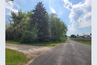 8201  Scheffler Rd, Newton, WI 53063 - Photo 2