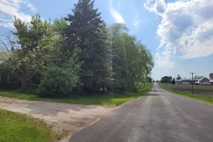 8201 Scheffler Rd, Newton, WI 53063 - Photo 2