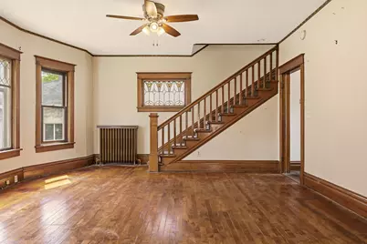 1453  Charles St, La Crosse, WI 54603 - Photo 8