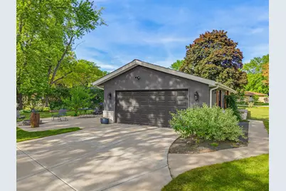 5272 W Silverleaf Ln, Brown Deer, WI 53223 - Photo 36