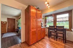 18260 W Willow Rd, New Berlin, WI 53146 - Photo 14