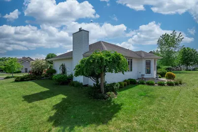 168  White Oak Ct, Racine, WI 53182 - Photo 2