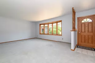 1330 Christopher Ct, Oconomowoc, WI 53066 - Photo 6