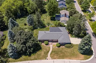 1330 Christopher Ct, Oconomowoc, WI 53066 - Photo 2