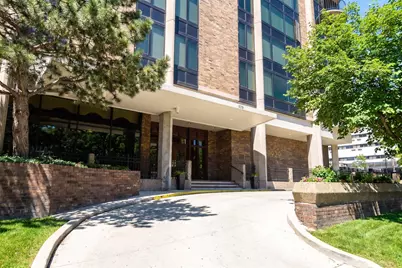 929 N Astor St #203, Milwaukee, WI 53202 - Photo 1