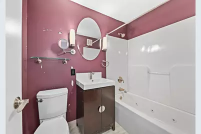 929 N Astor St #203, Milwaukee, WI 53202 - Photo 32