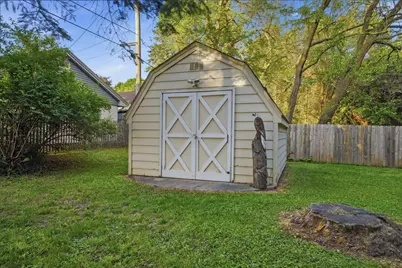 N56W5543  Sunnyside Ln, Cedarburg, WI 53012 - Photo 52