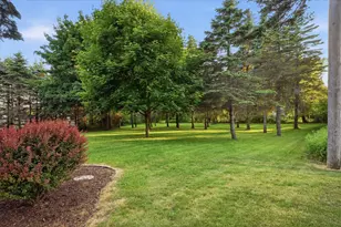 N56W5543 Sunnyside Ln, Cedarburg, WI 53012 - Photo 54
