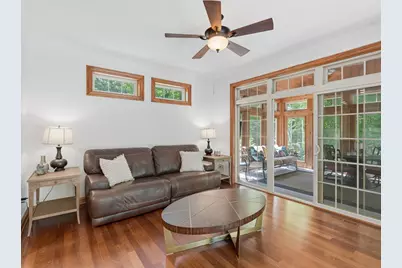 10101 N Hunt Club Ct, Mequon, WI 53097 - Photo 24