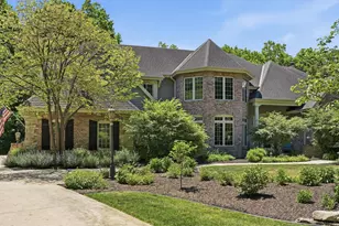 10101 N Hunt Club Ct, Mequon, WI 53097 - Photo 70