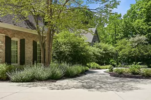 10101 N Hunt Club Ct, Mequon, WI 53097 - Photo 78