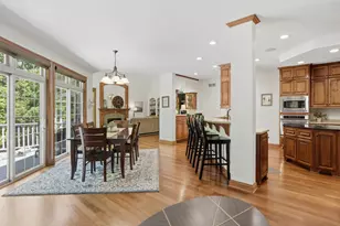 10101 N Hunt Club Ct, Mequon, WI 53097 - Photo 22