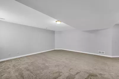 926  Langdon Ct #926, Racine, WI 53406 - Photo 38