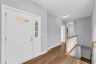 926 Langdon Ct, Racine, WI 53406 - Photo 4