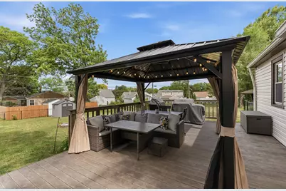 10924 W Marion St, Wauwatosa, WI 53222 - Photo 22