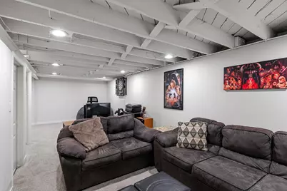 10924 W Marion St, Wauwatosa, WI 53222 - Photo 20