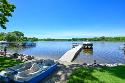 7926 E Long Lake Dr, Racine, WI 53185 - Photo 28