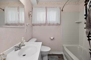 1618 E College Ave, Appleton, WI 54915 - Photo 14